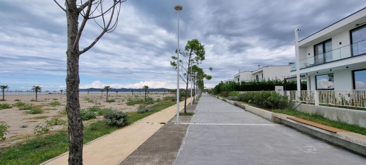 4rent Vila Vm8 Villa *