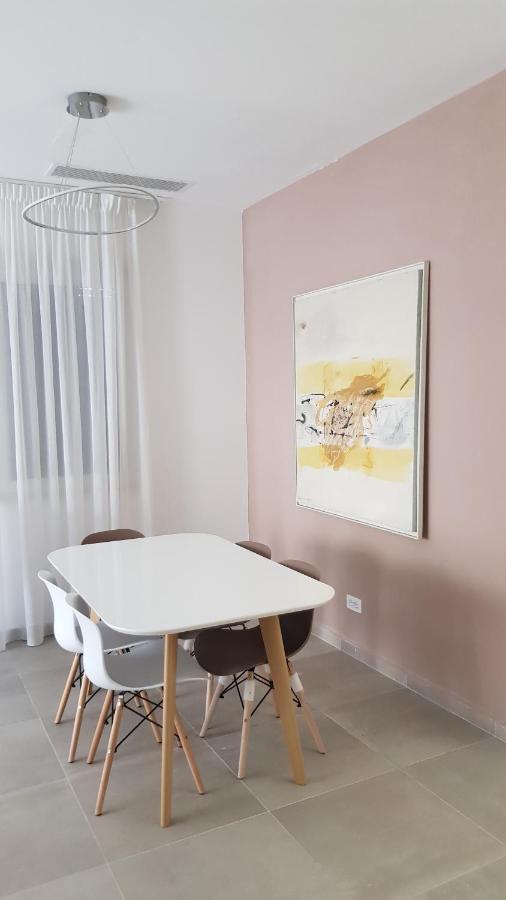 4rent Vila Vm8 * Plazhi San Pietro